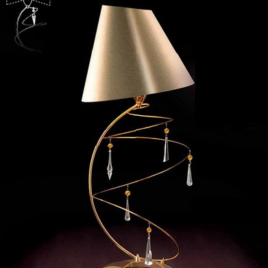 Настольная лампа Vertigo от Lamp 