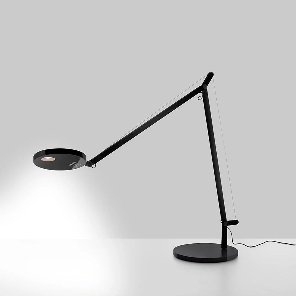 Настольная лампа Artemide DEMETRA