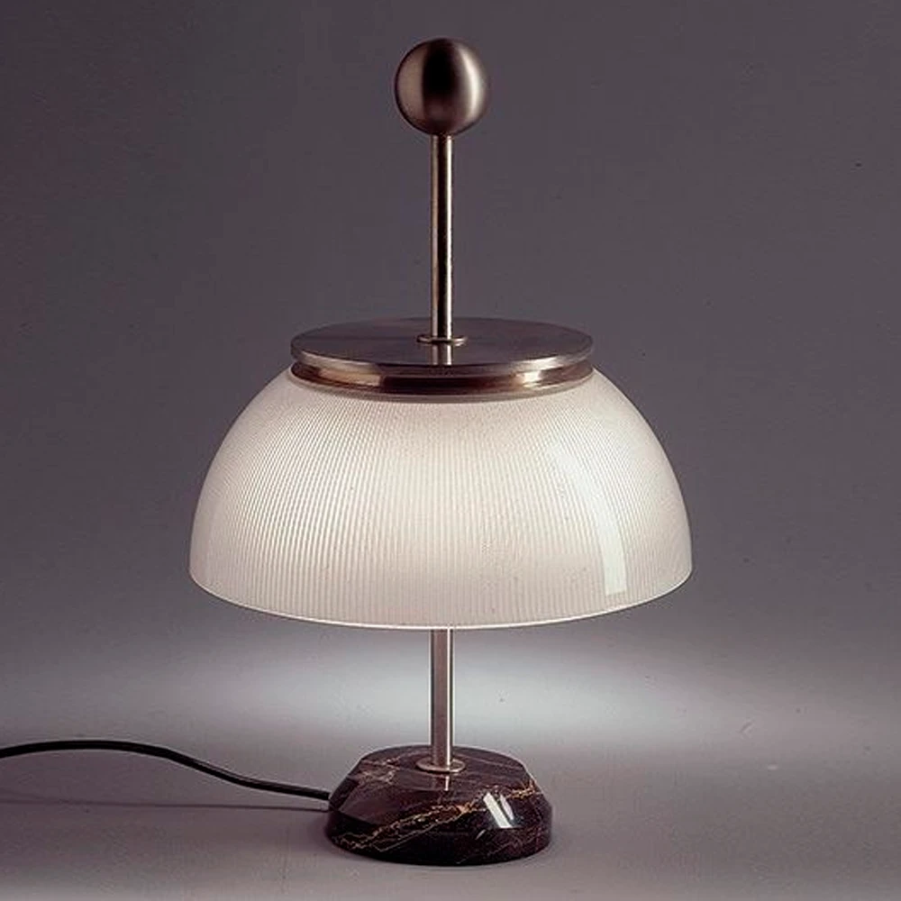 Настольная лампа Artemide ALFA картинка №1